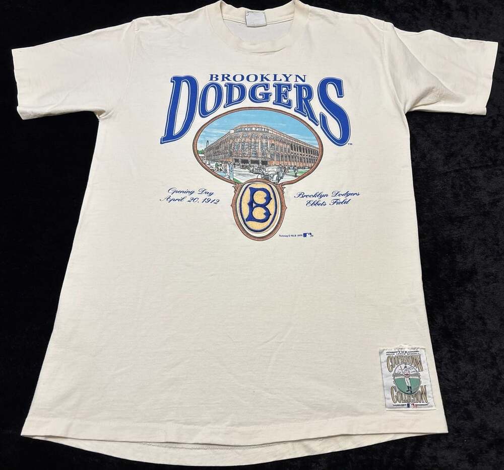 Men XL Vintage 1991 Brooklyn Dodgers Events Field - Nutmeg Mills Tshirt